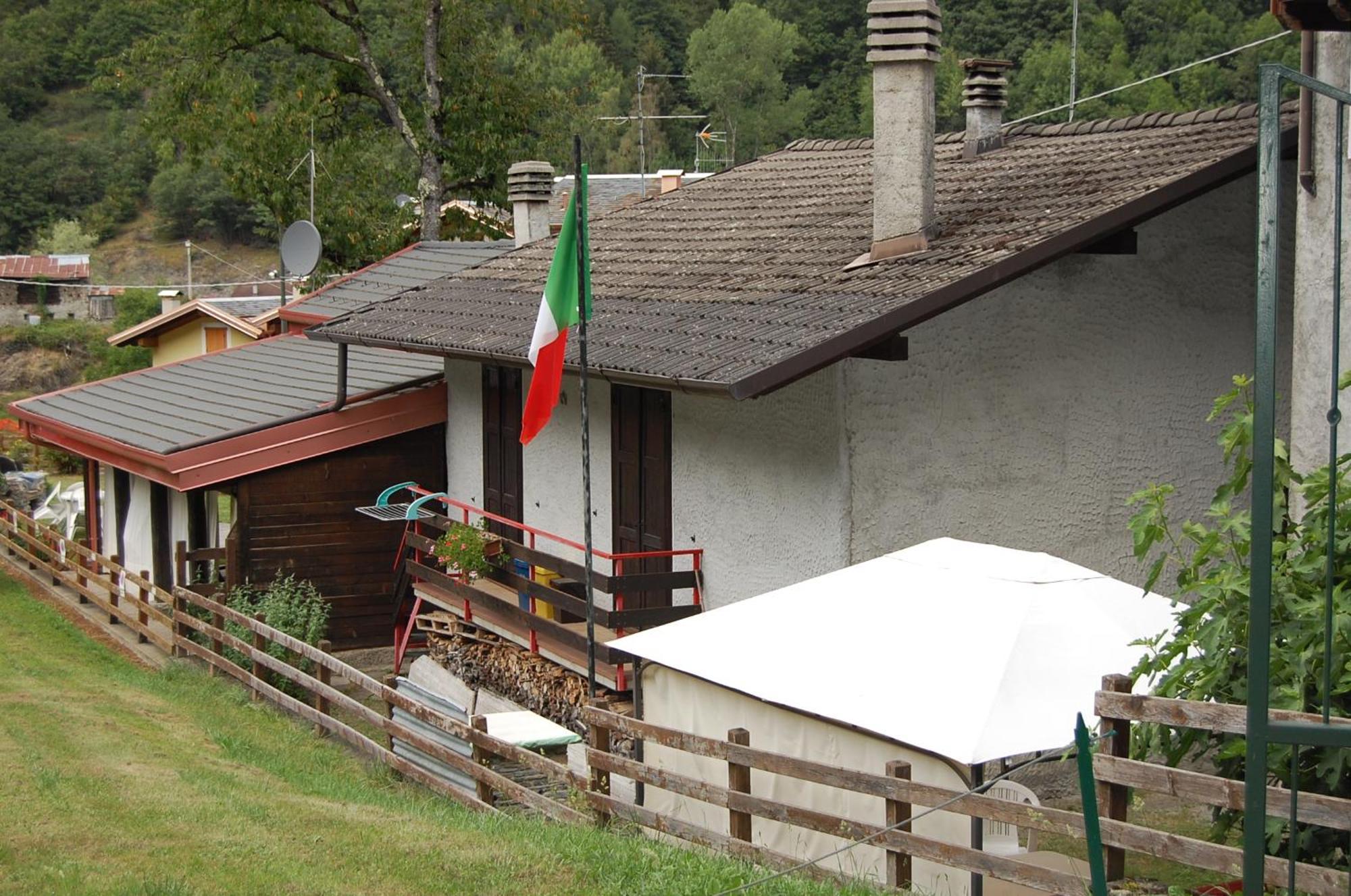 Casa Valentino Villa Corteno Golgi Eksteriør bilde